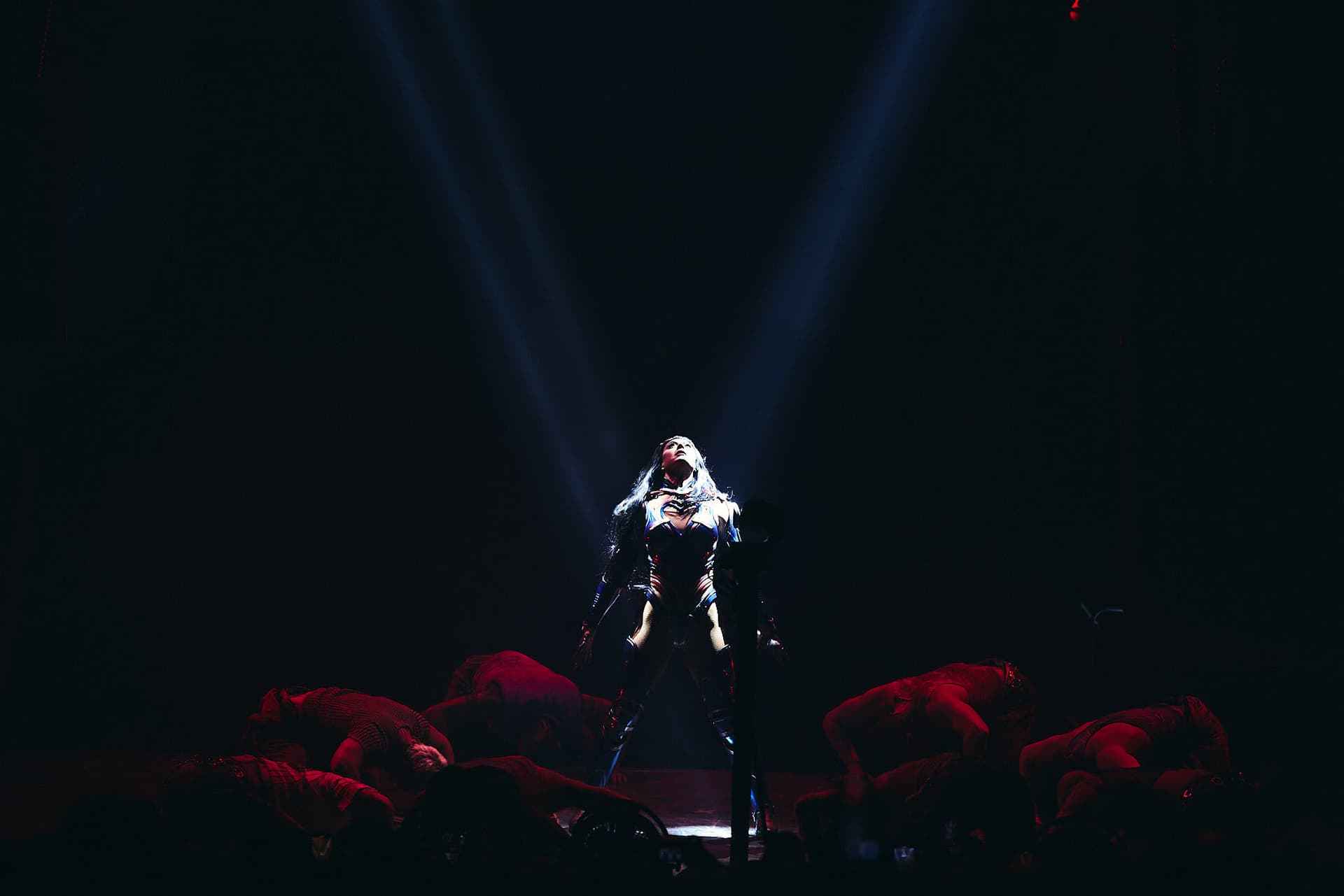 Wide-angle concert photography of pop artist Katy Perry performing at The Lifetimes Tour. Large-scale venue performance documentation showcasing technical expertise in major tour production lighting.